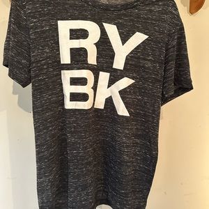 SoulCycle Rye Brook gray/white tee women’s size medium w RY/BK & Wheel